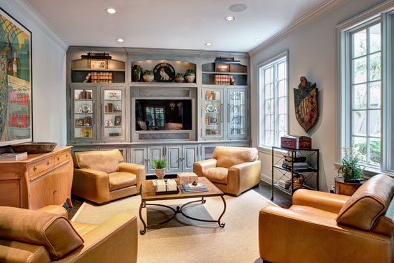 The Strouhals prefer chairs (these from Roche Bobois) over sofas in this space, as they believe chairs are more conducive to conversation, to tie the spaces together.