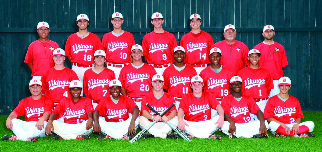 The 2013 Dulles Vikings Varsity Baseball team.