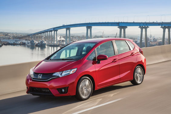 2015_Honda_Fit_24