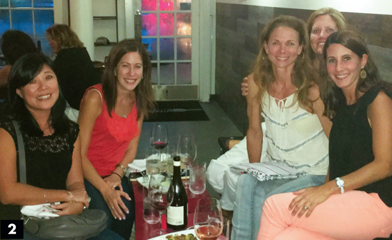 girls-night-out-at-vino-and-vinyl2