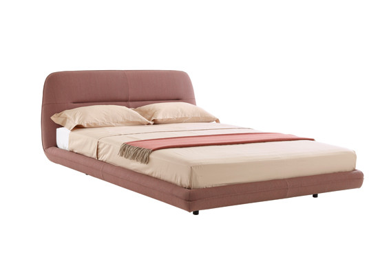 Ultime’s bed designed by Philippe Nigro.